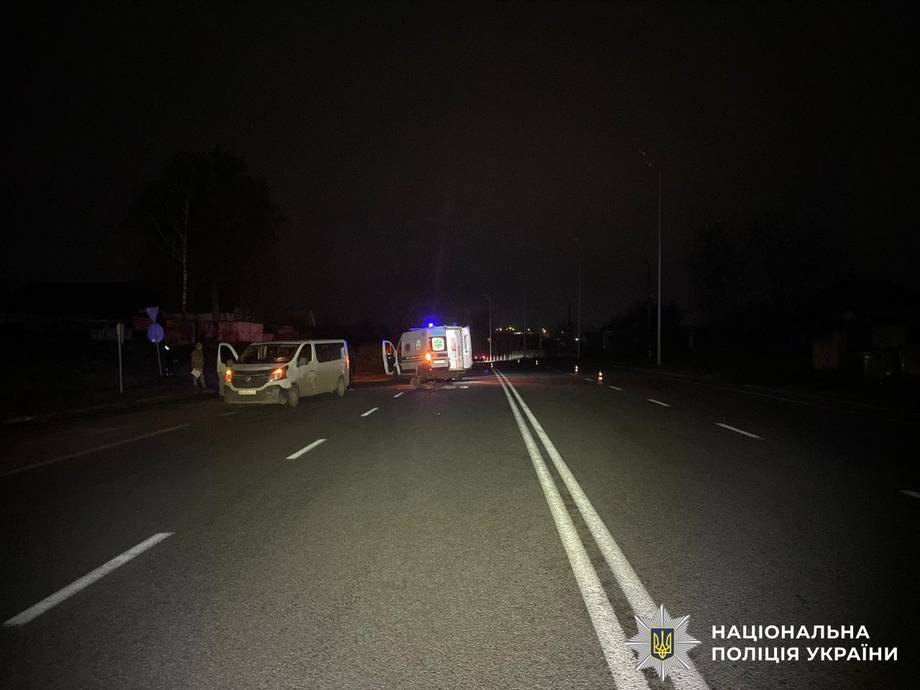 В Хмільницькому районі автівка збила пенсіонера