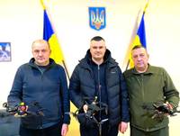 Родина з села Торчин Війтівецької громади передала три дрони для 95-ї ОДШБр