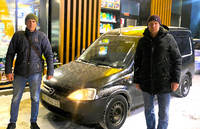 П’ять автомобілів передав на фронт підприємець з Уланова 