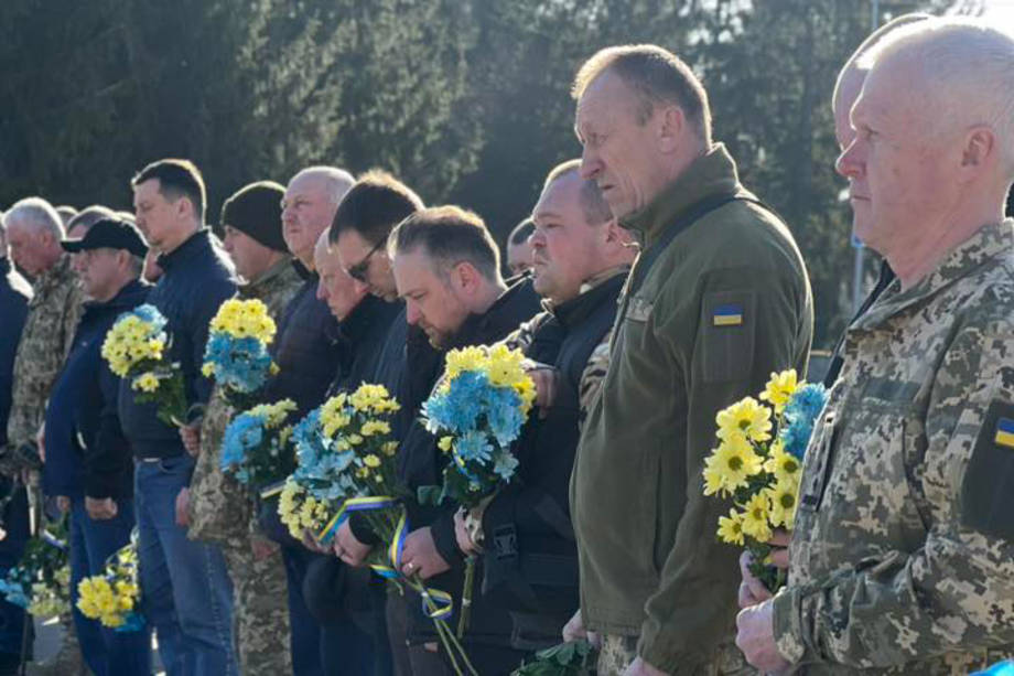 У День добровольця хмільничани вшанували памʼять полеглих воїнів