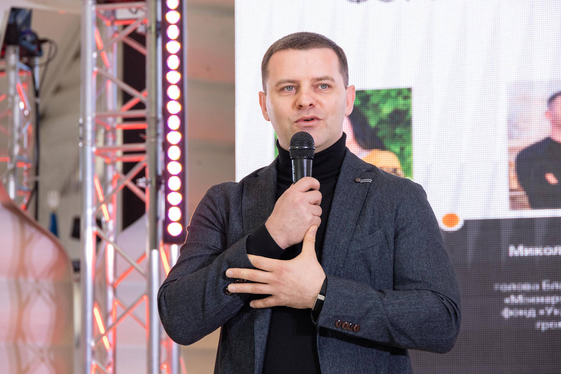 Микола Філонов разом із командою та партнерами передали ЗСУ та Силам оборони допомогу на понад 3,5 мільйона гривень