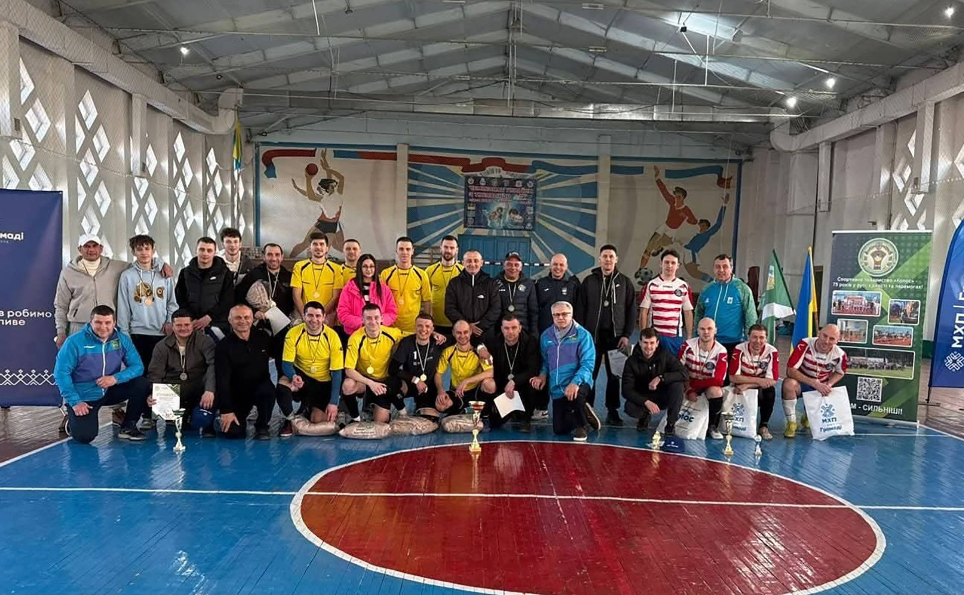 Хмільницькі футзалісти завоювали срібло на обласному чемпіонаті