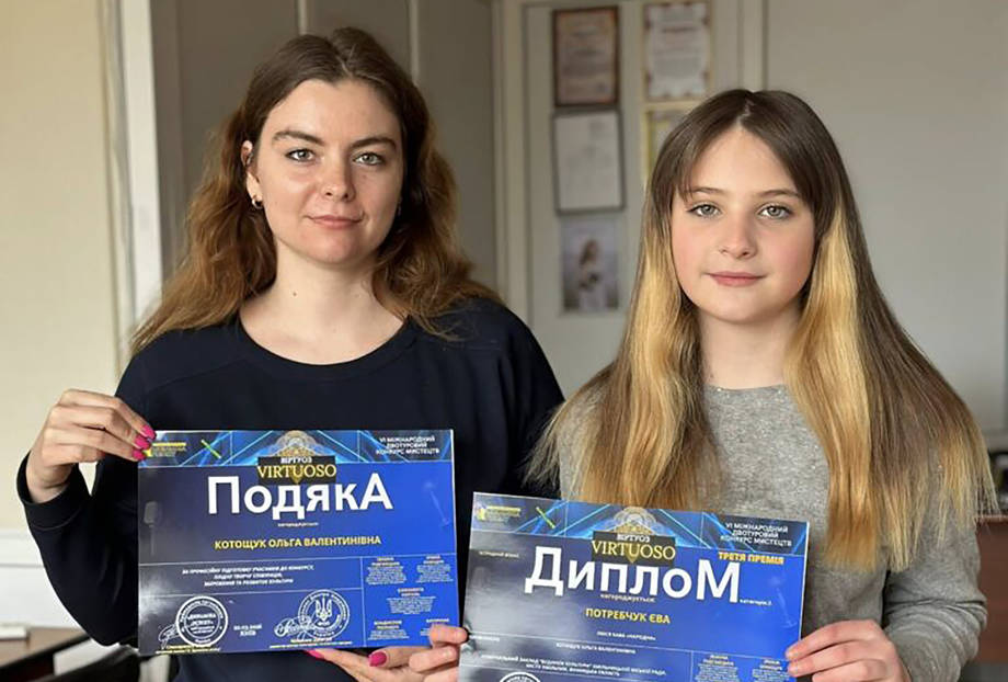 Співачки з Хмільника здобули призові місця на престижних конкурсах