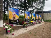 У Білому Рукаві відкрили Алею Слави на честь полеглих захисників України